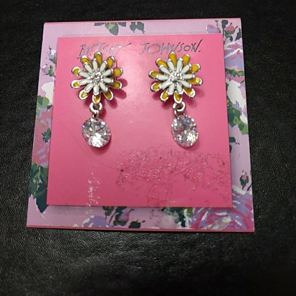 Betsey Johnson Jewelry - ***Betse Johnson yellow & white flower earrings